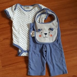 3 piece outfit (free with any baby purchase)